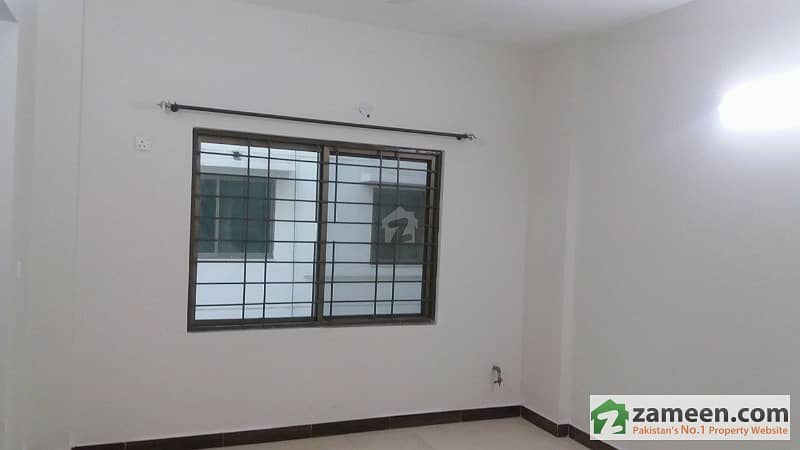 Urgent Deal 10 Marla 3 Beds Flat On Ideal Floor For Sale In Sector B Askari 11 Lahore