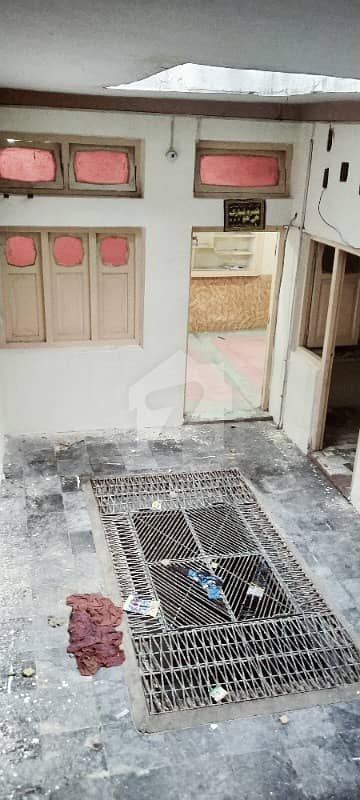 حشت نگری پشاور میں 7 کمروں کا 4 مرلہ مکان 32 ہزار میں کرایہ پر دستیاب ہے۔