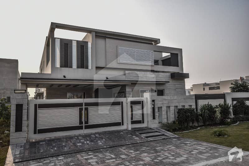 01 Kanal Luxury Awesome House For Sale In Dha Phase 7
