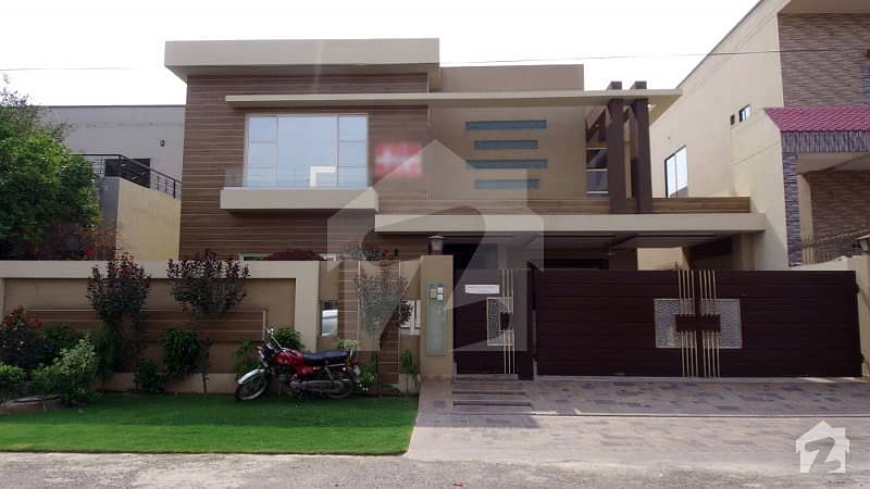 1 Kanal Brand New House For Sale In E Block Of State Life Phase 1 Lahore