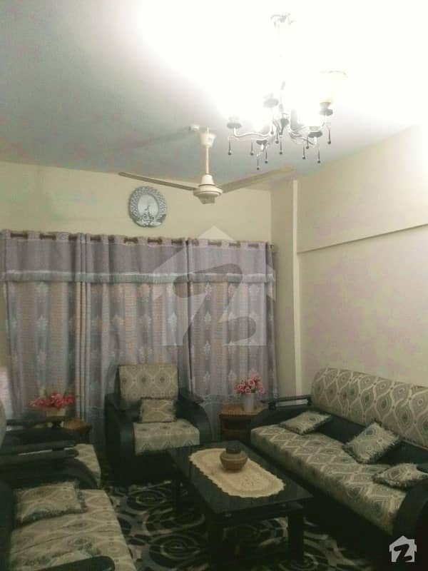 عابد ٹاؤن کراچی میں 3 کمروں کا 6 مرلہ فلیٹ 90 لاکھ میں برائے فروخت۔