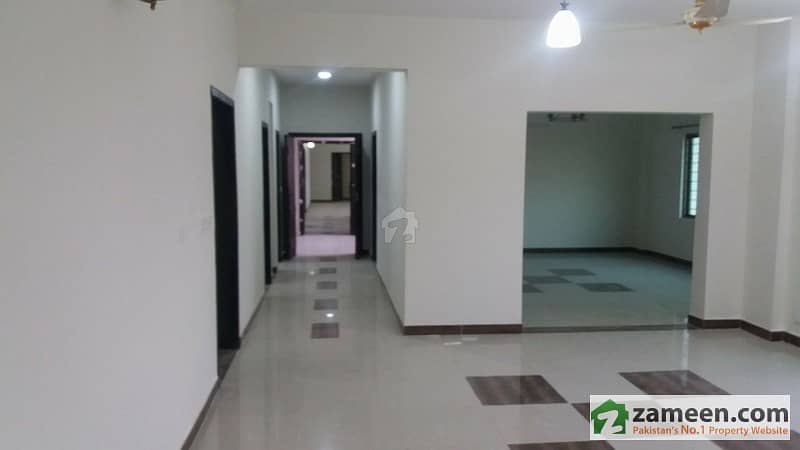 10 Marla Flat With 3 Bedroom Available For Sale In Askari 1 Lahore