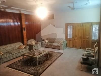 Large House For Sale In Good Location Large House For Sale In Good Location