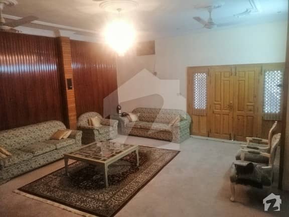 Large House For Sale In Good Location Large House For Sale In Good Location