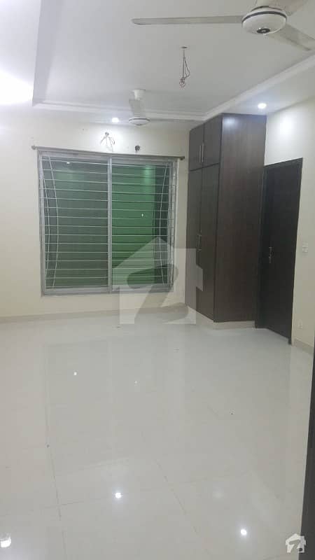10 Marla Upper Portion Available For Rent Excellent Location