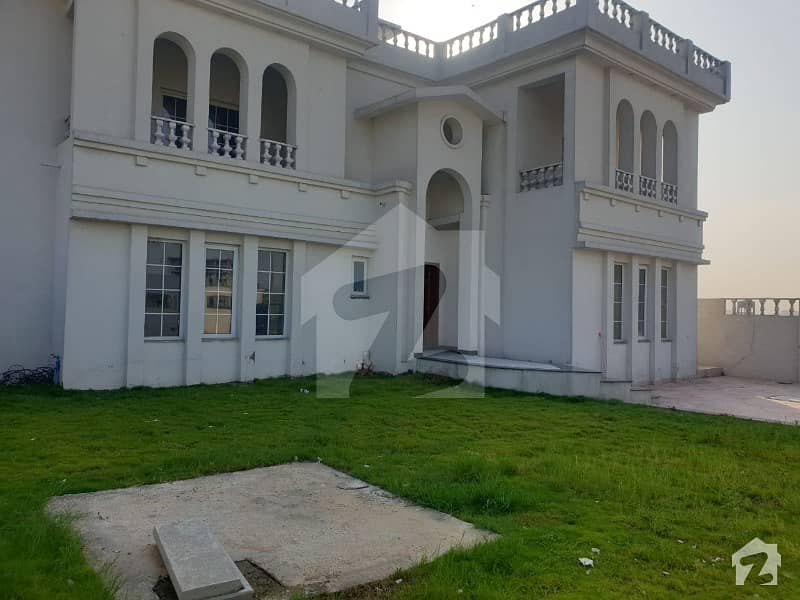 Outclass Living Luxurious Designers House For Sale Central Location In Islamabad