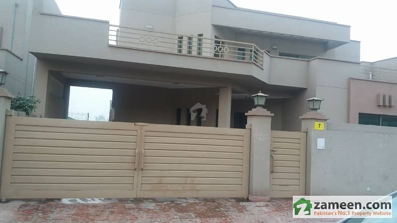 Golden Opportunity 1 Kanal 4 Bedroom House With Sui Gas Available For Sale  In Sector B Askari 11 Lahore