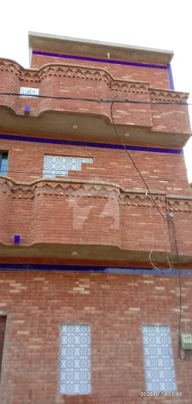 پی اینڈ ٹی ہاؤسنگ سوسائٹی کورنگی کراچی میں 5 کمروں کا 4 مرلہ مکان 1.4 کروڑ میں برائے فروخت۔