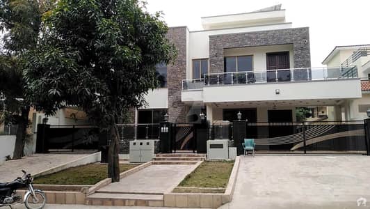 ایف ۔ 10/3 ایف ۔ 10 اسلام آباد میں 7 کمروں کا 1.09 کنال مکان 12 کروڑ میں برائے فروخت۔ ایف ۔ 10/3 ایف ۔ 10 اسلام آباد میں 7 کمروں کا 1.09 کنال مکان 12 کروڑ میں برائے فروخت۔