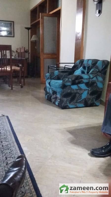 Muslim town main comercial Faiz road 3k10m Muslim town main comercial Faiz road 3k10m