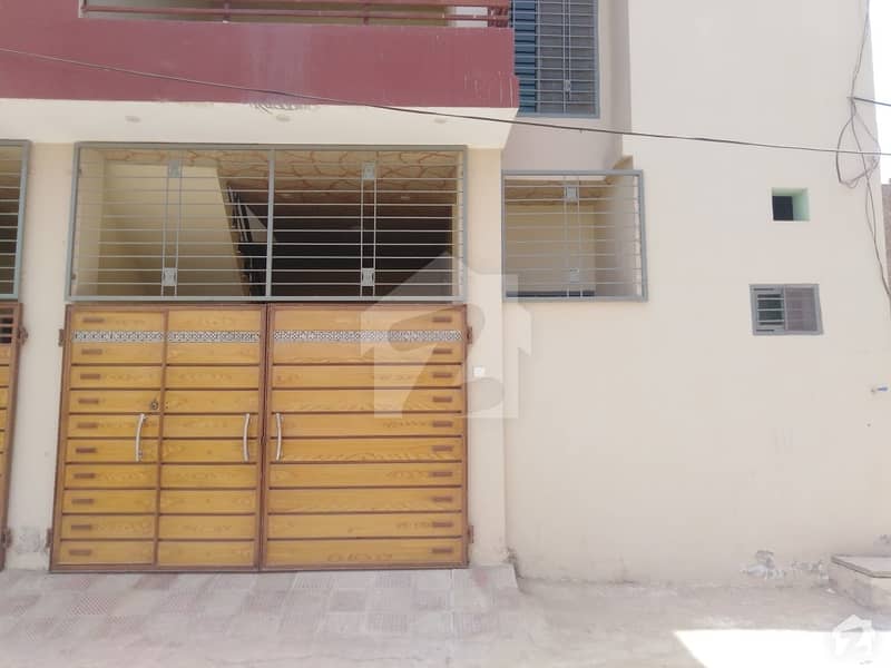 حمزہ ٹاؤن بہاولپور میں 4 کمروں کا 4 مرلہ مکان 42 لاکھ میں برائے فروخت۔