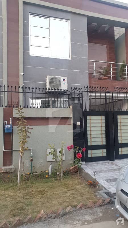 پیراگون سٹی لاہور میں 3 کمروں کا 5 مرلہ مکان 1.08 کروڑ میں برائے فروخت۔