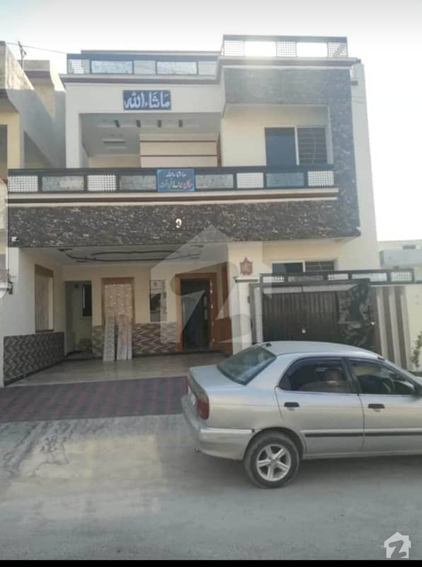 جناح گارڈنز فیز 1 جناح گارڈنز ایف ای سی ایچ ایس اسلام آباد میں 5 کمروں کا 5 مرلہ مکان 1.55 کروڑ میں برائے فروخت۔