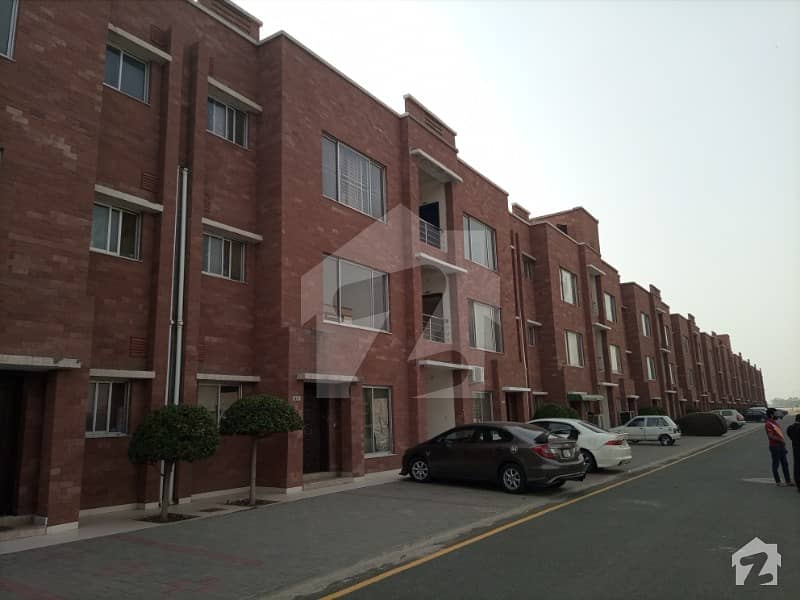 عوامی ولاز - بلاک ڈی عوامی ولاز بحریہ آرچرڈ لاہور میں 2 کمروں کا 5 مرلہ فلیٹ 40 لاکھ میں برائے فروخت۔