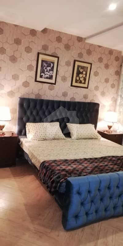 1 Bed Room Furnished Flat In Bahria Town Lahore