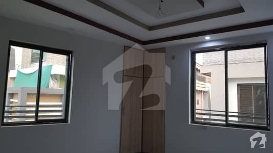 ورسک روڈ پشاور میں 6 کمروں کا 5 مرلہ مکان 1.3 کروڑ میں برائے فروخت۔ ورسک روڈ پشاور میں 6 کمروں کا 5 مرلہ مکان 1.3 کروڑ میں برائے فروخت۔