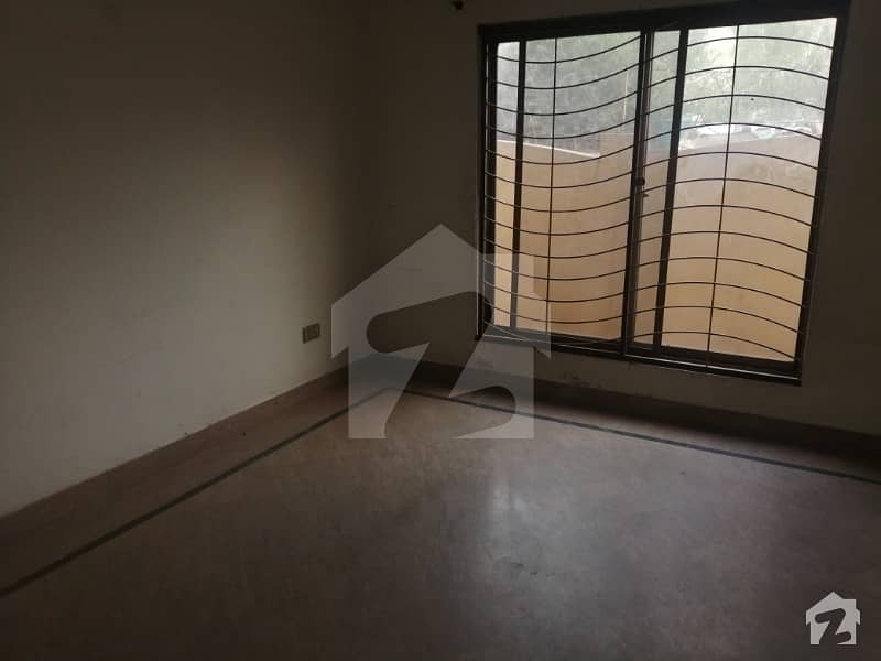 Near To Canal Road 10 Marla Lower Portion For Rent In Judicial Phase 1