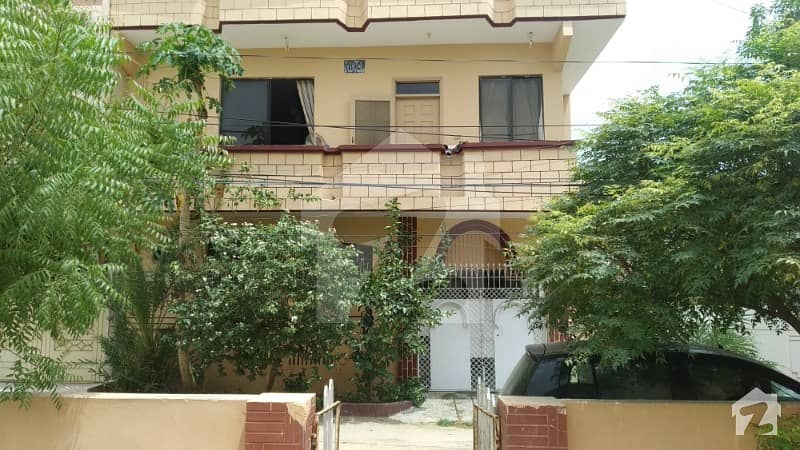 روفی روز پیٹلز کراچی میں 4 کمروں کا 6 مرلہ مکان 2.3 کروڑ میں برائے فروخت۔