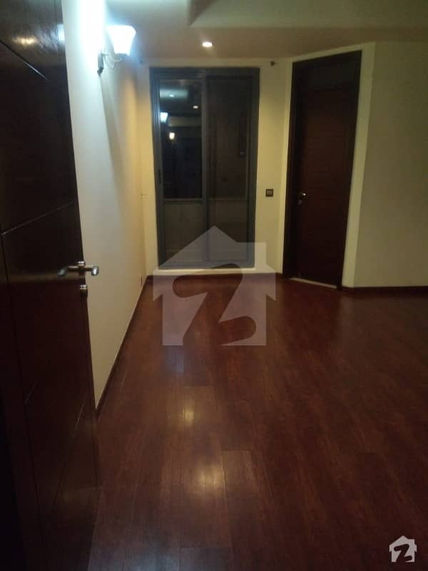 F-10 Silver Oaks 1 Bedroom Apartment Is Available For Sale On Investor Price