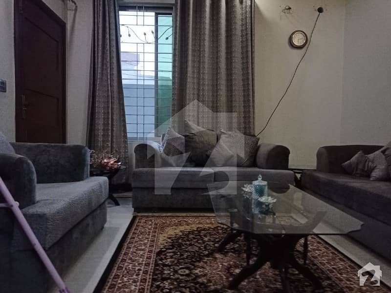 مصطفیٰ ٹاؤن لاہور میں 2 کمروں کا 8 مرلہ زیریں پورشن 32 ہزار میں کرایہ پر دستیاب ہے۔