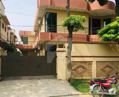 32 Marla Full House Is As Well Lower And Upper Portion To Same House Is Available For Rent
