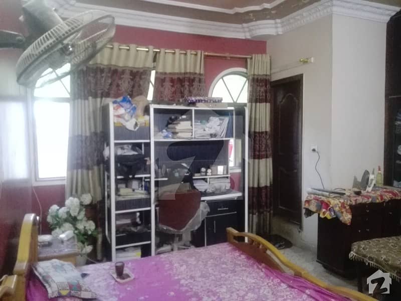 گرین ٹاؤن شاہ فیصل ٹاؤن کراچی میں 2 کمروں کا 3 مرلہ فلیٹ 32 لاکھ میں برائے فروخت۔