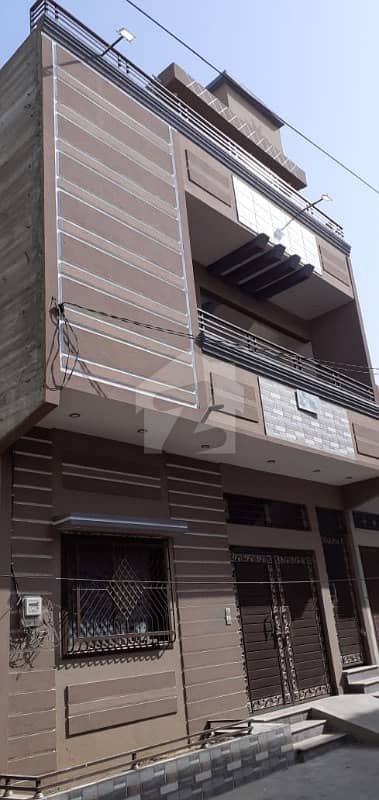 Here Is A Good Opportunity To Live In A Well-Built House Here Is A Good Opportunity To Live In A Well-Built House