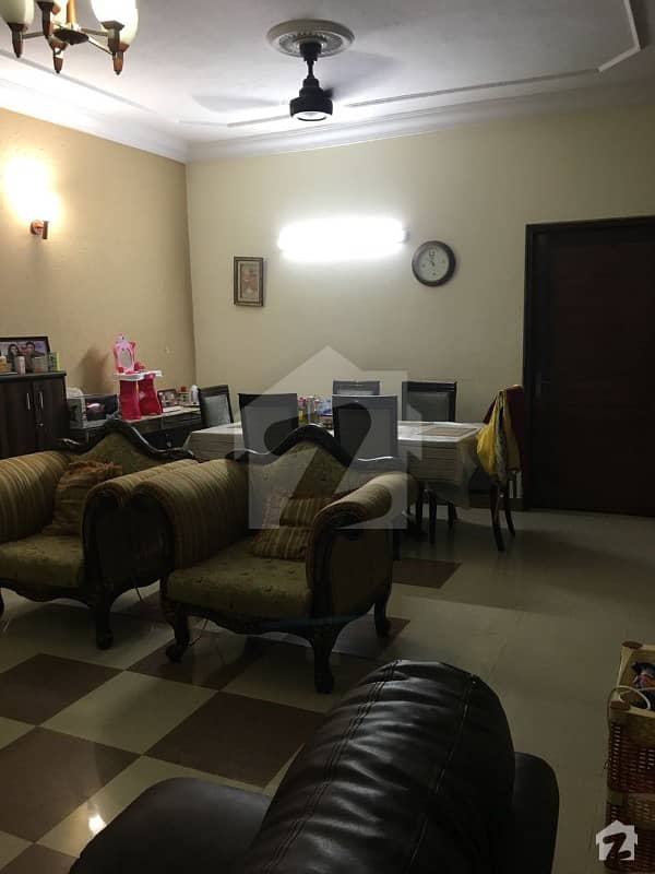 ٹیک سوسائٹی ۔ بلاک سی ٹیک سوسائٹی لاہور میں 5 کمروں کا 9 مرلہ مکان 2.5 کروڑ میں برائے فروخت۔