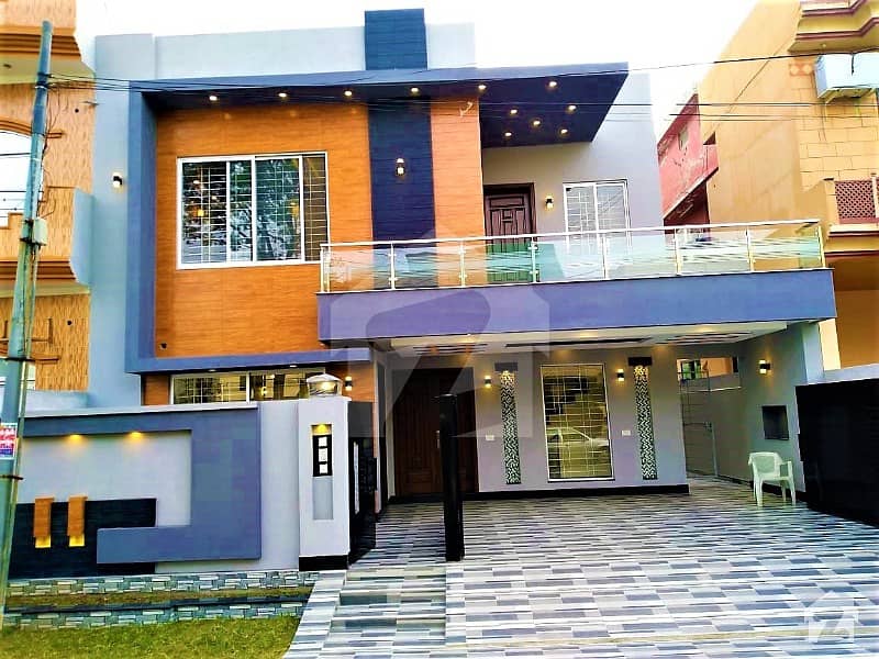 Double Storey 10 Marla Brand New House For Sale