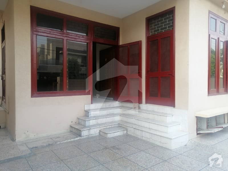 10 Marla Used House Available In Dha Phase2 Sblock