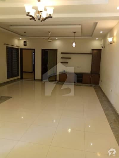 F11 Islamabad Full House For Rent 30x70