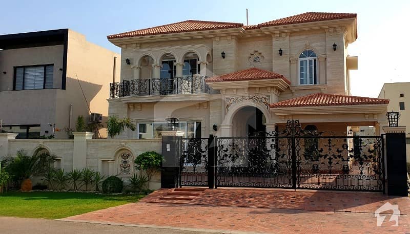 1 Kanal Brand New Spanish House F 80 For Sale