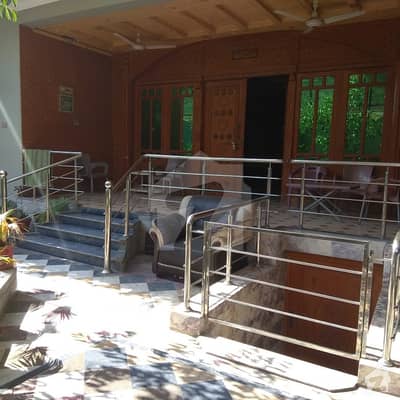 15 Marla House Is Available For Sale In A Block 15 Marla House Is Available For Sale In A Block