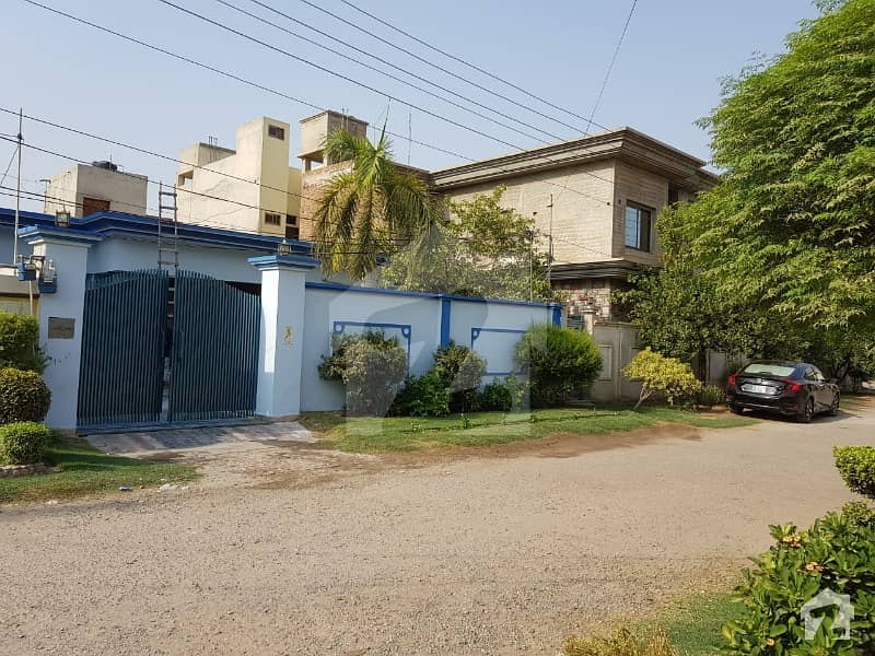 Single Storey House Is Available For Sale