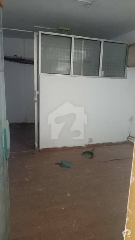 550 Sq Ft Office For The Rent At Shahra E Quaideen