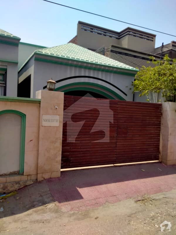 علامہ اقبال ٹاؤن رحیم یار خان میں 6 کمروں کا 11 مرلہ مکان 2.5 کروڑ میں برائے فروخت۔