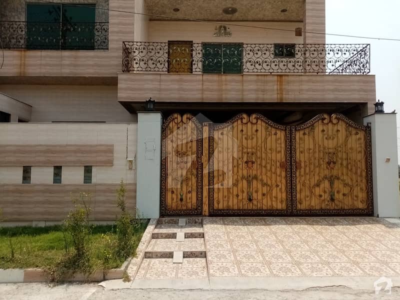 House For Sale In Khayabane Green Satiana Road
