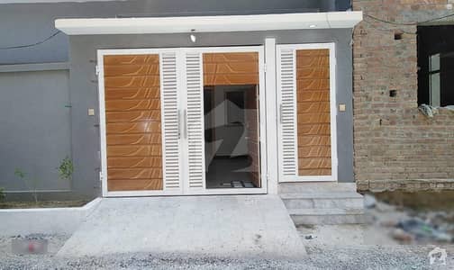 ورسک روڈ پشاور میں 5 کمروں کا 4 مرلہ مکان 1.06 کروڑ میں برائے فروخت۔ ورسک روڈ پشاور میں 5 کمروں کا 4 مرلہ مکان 1.06 کروڑ میں برائے فروخت۔