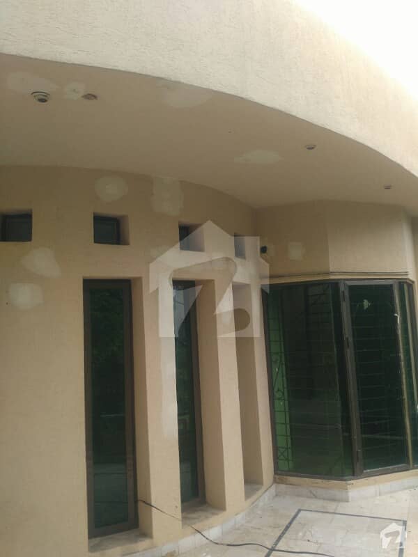10 Marla House For Rent In Faisal Town B Block