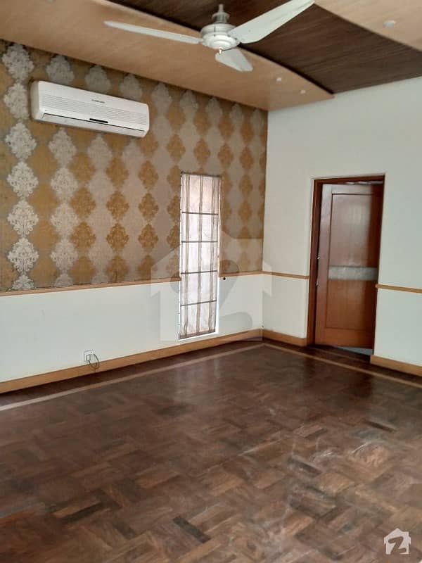 D H A Lahore 1 Kanal Owner Build Design House With 100 Original Pics Available For Rent D H A Lahore 1 Kanal Owner Build Design House With 100 Original Pics Available For Rent