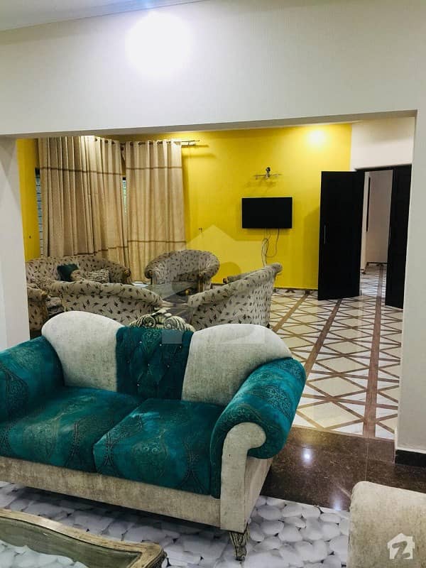 1 Kanal Bungalow In Dha 4 Hot Location Semi Furnished