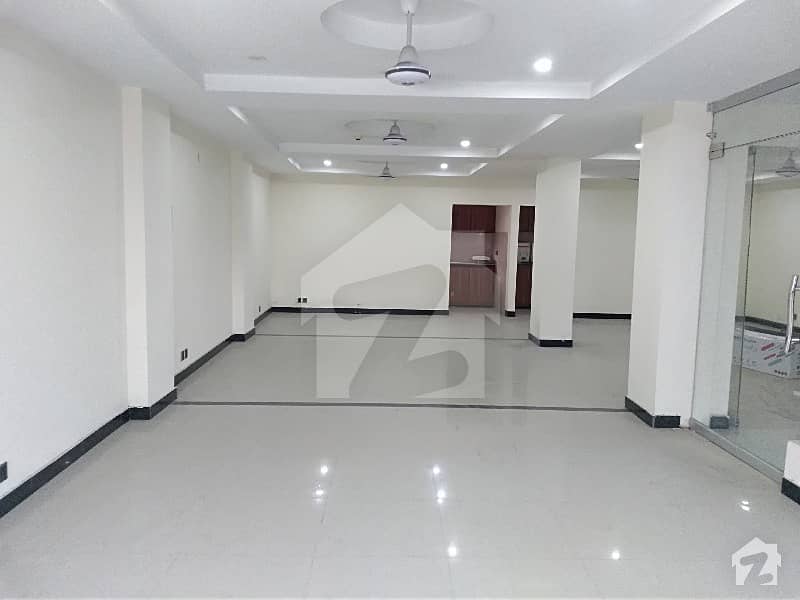 1200 Square Feet Hall Available On Rent