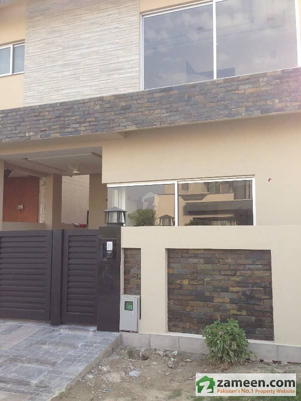 New 5 Marla House For Rent In DHA Phase 5 - Block B