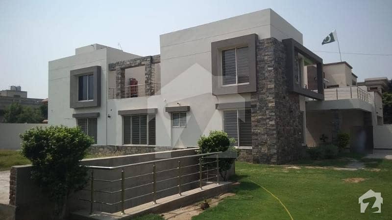 2 Kanal Bungalow For Rent At Amin Town Canal Road Faisalabad