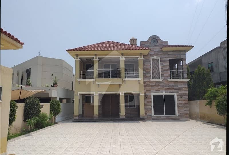 2 Kanal Furnished Farm House For Sale Bedian Road