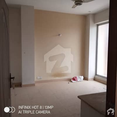 1 Bed Flat Tv Lounge Kitchen 420 Sq Ft Available For Rent 1 Bed Flat Tv Lounge Kitchen 420 Sq Ft Available For Rent