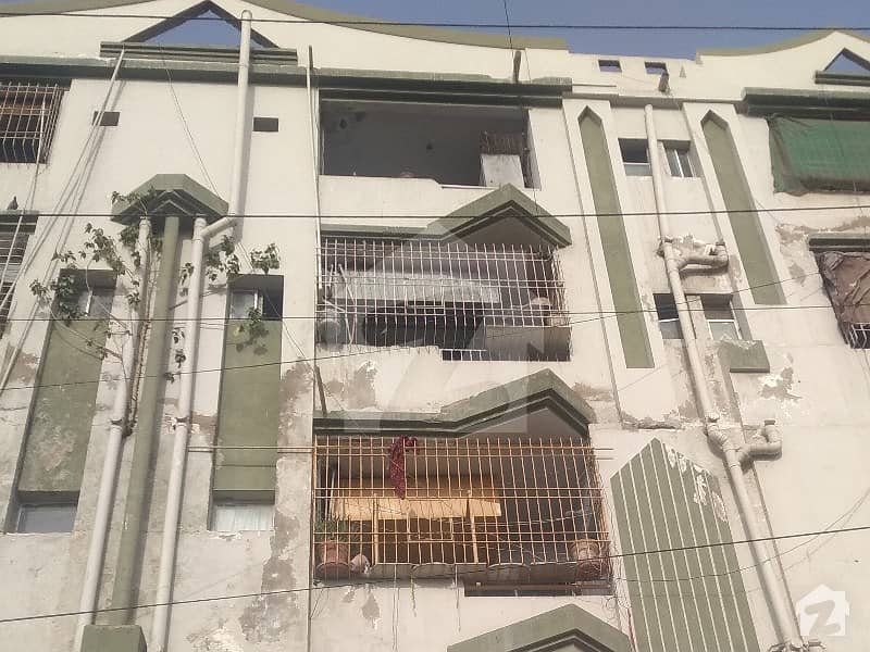 1st Floor West open 3 Bed DD Flat Available In Gulistan-E-Jauhar - Block 9 For Sale