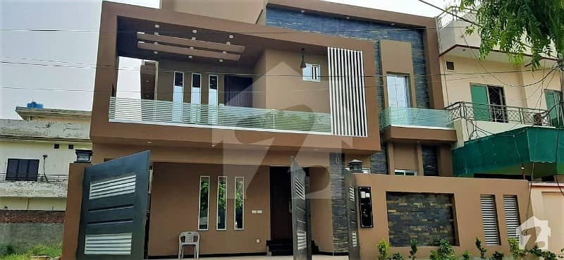 10 Marla Brand New House For Sale 6 Beds