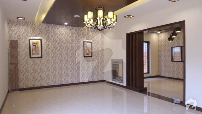 1 Kanal House Is Available For Sale In Valencia Housing Society Lahore