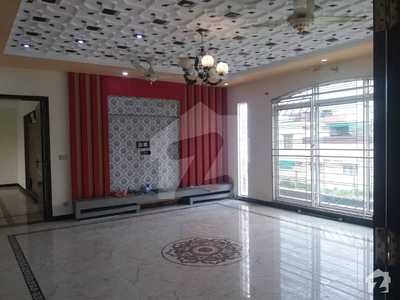D H A Lahore 1 Kanal Owner Build House  With Full Basement 100 Original Pics Available For Rent